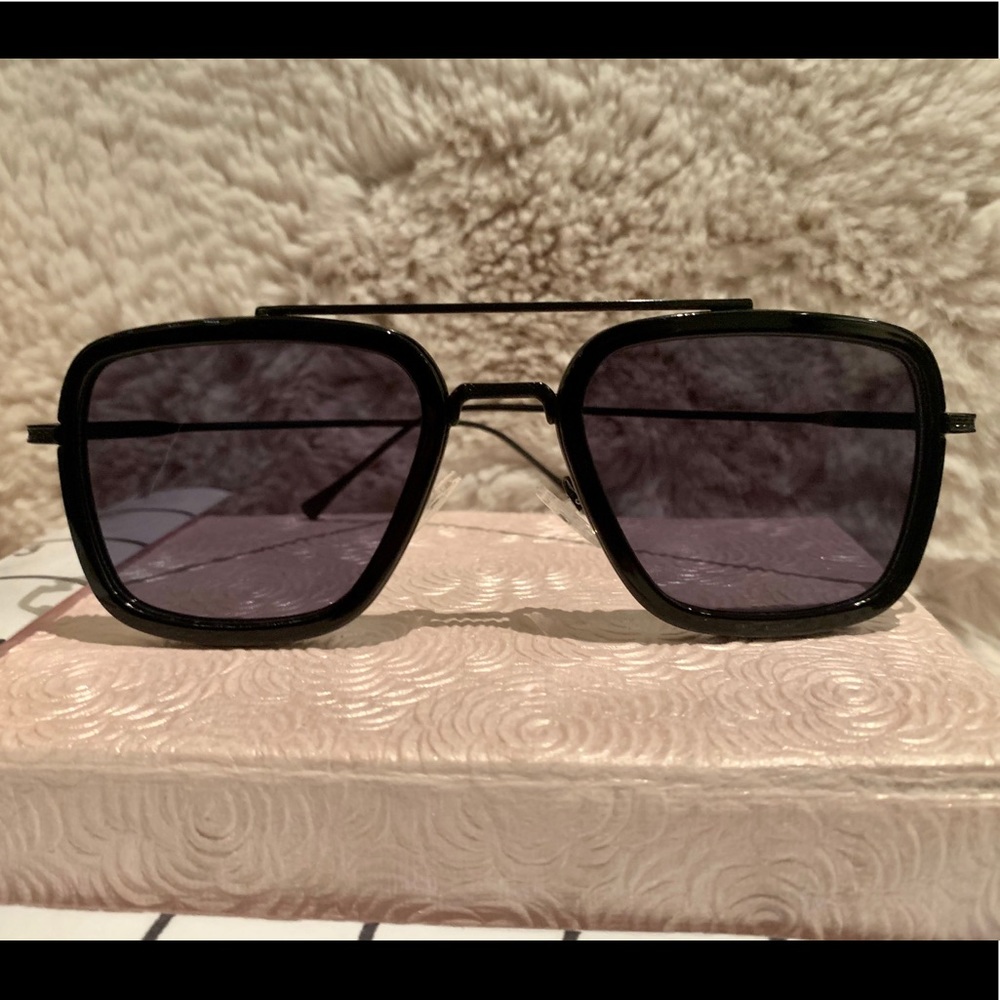 Tony Stark Aviator Sunglasses